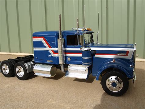 1 16 Scale Kenworth W900 Model Trucks Big Rigs And Heavy Equipment