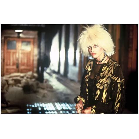 BLADE RUNNER DARYL Hannah As Pris In Patterned Jacket 8 X 10 Inch Photo