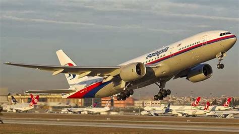 Malaysia Airlines Aircraft Missing 239 Feared Dead Philippine Flight
