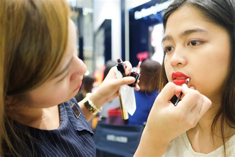 i went to pro makeup school and it s the best money i spent — project vanity