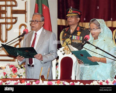 190107 Dhaka Jan 7 2019 Sheikh Hasina R Takes Oath During