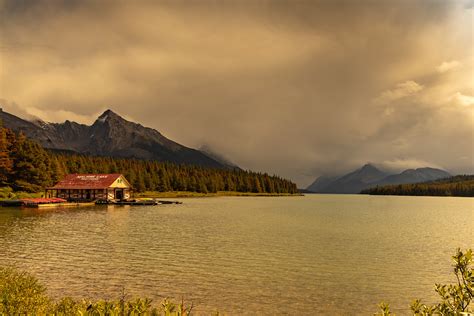 Maligne Lake Boat House Tobi T Flickr