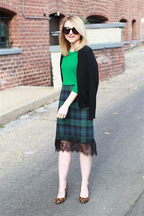 Poor Little It Girl Tartan Plaid Skirt And Green Sweater How To