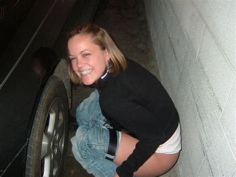 Pics Of Pretty Girls Peeing In Places They Shouldn T Gallery