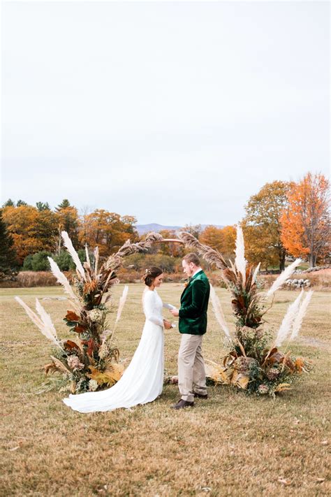 A Fall Vow Renewal At Maine Wedding Venue Maple Rock Farm