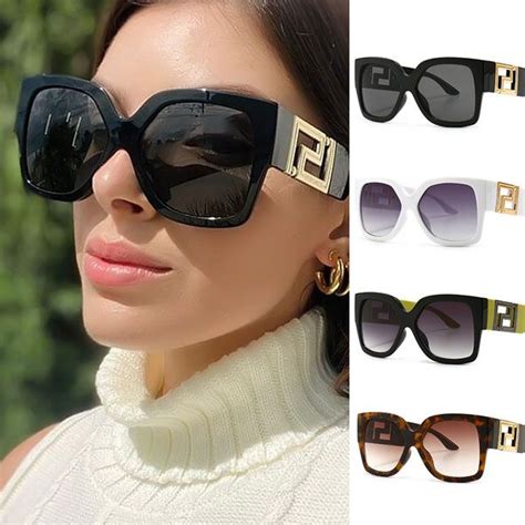 Luxury Gold Metallic Hinge Oversize Square Sunglasses