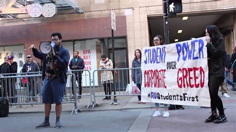 Roosevelt University Students Fight Back Youtube