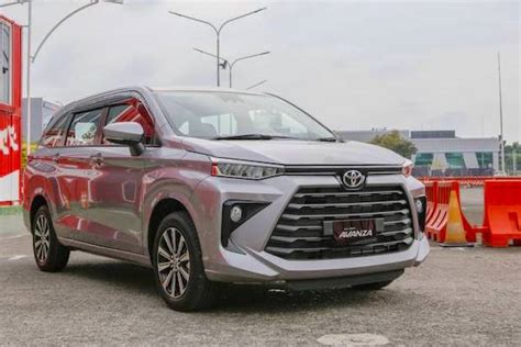 Indonesia Full Year 2021 Market Rallies Back Up 668 Toyota Avanza