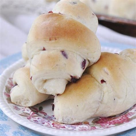 cranberry rolls recipe in 2021 30 minute rolls homemade yeast rolls best pound cake recipe