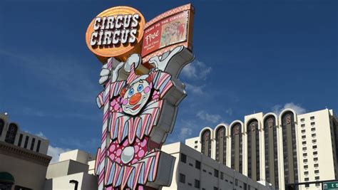 Circus Circus Reno To Open Hotel Rooms A Year After Covid 19 Lockdown