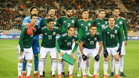El tri players key to stopping chant. Selección Mexicana: 1x1 México: Lozano se exhibe ...