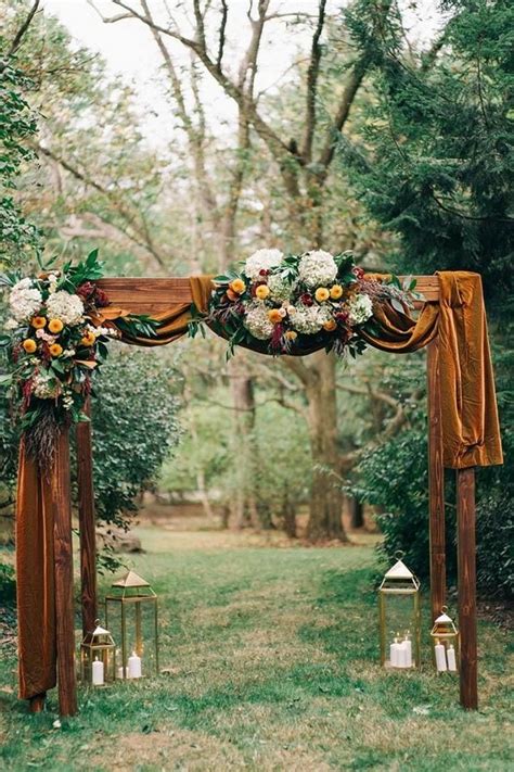 20 Outdoor Fall Wedding Arches For 2021 Roses And Rings