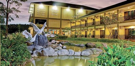 Dangau Resort Singkawang See 18 Hotel Reviews Price Comparison And 61