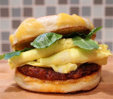 Spicy Nduja Sausage And Tillamook Cheese Breakfast Sandwich Stone And Skillet