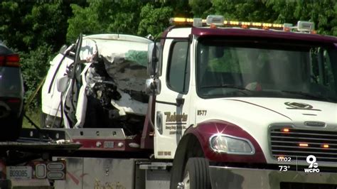 Six People Dead In Two Car Crash On I 75