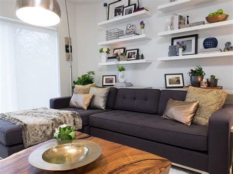 What Color Walls Go With Charcoal Gray Sofa