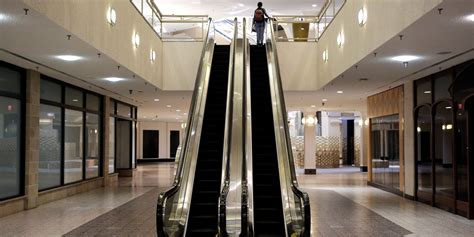 Heres What Could Happen To Americas Hundreds Of Dead Malls Business