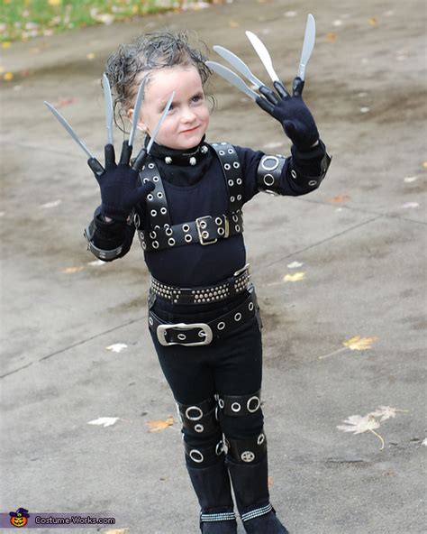 Inspiration, make up tutorials and all accessories you'll need to create your own edwards scissorhands costume. Handmade Edward Scissorhands Costume