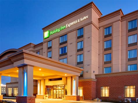 Holiday Inn Express And Suites Newmarket Hotel By Ihg