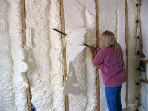 Will not shrink, compress, settle or biodegrade like fiberglass or cellulose insulation. What Are The Uses And Benefits Of Spray Foam Insulation?