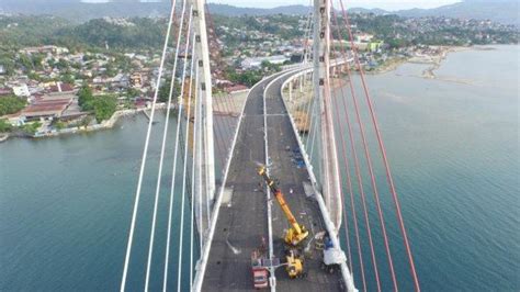 Jembatan Merah Putih