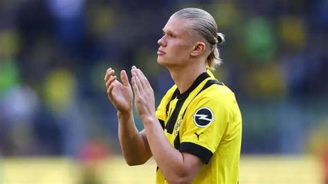 Haaland Se Despide Del Borussia Dortmund Regalando Costosos Relojes