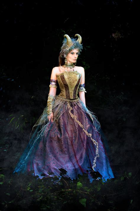 Minus The Horns I Love This As A Fairy Dress Titania Queen Of Faeries