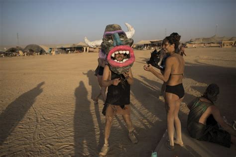 Circle Jerking And D K Pimping All The Wildest Stories From Burning Man Festival