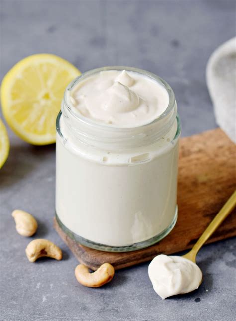 Vegan Sour Cream Quick Easy Dairy Free Recipe Elavegan Recipes