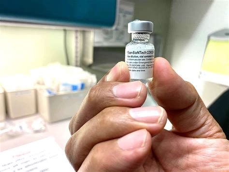 The johnson & johnson vaccine modifies an existing adenovirus, which usually causes colds, with the novel coronavirus' spike protein, or the piece that latches onto human cells. COVID-19 vaccination quick facts | Navajo-Hopi Observer ...