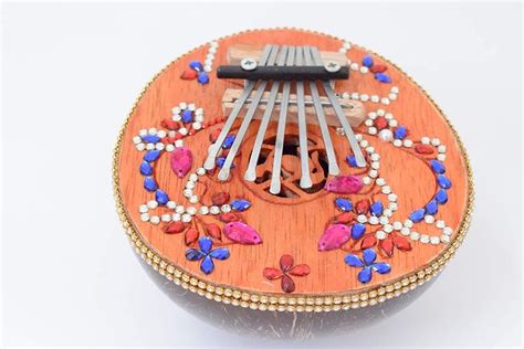 Kalimba Indian Folk Musical Instrument In 2020 Musicals Musical