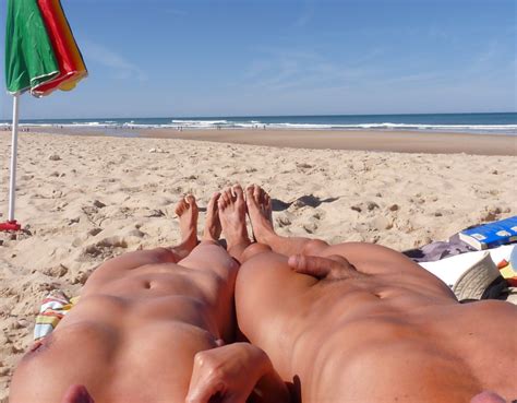Нудистский пляж фото и фото