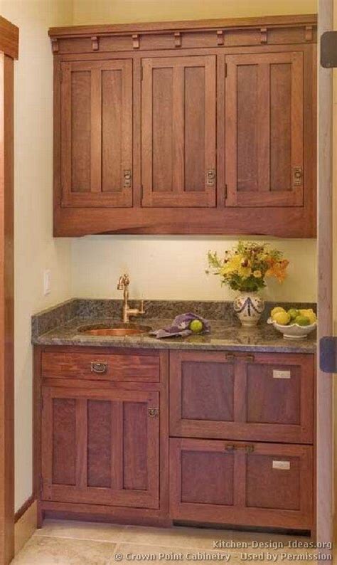 Follow our tips and cheap home decorating ideas prove that style doesn't need to come at a price. 17 Best images about Small basement wet bar ideas on ...