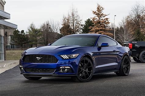 Ford Mustang S550 Blue Niche Misano M119 Wheel Front