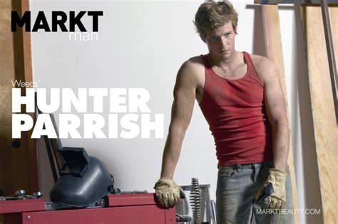 Superficial Guys HUNTER PARRISH PICTURES SHIRTLESS INFO