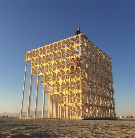 An Reports On This Years Burning Man Architecture