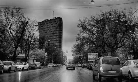 Protestatarii au cântat, au dansat. Coronavirus Romania: 8 noi cazuri confirmate in Bucuresti ...