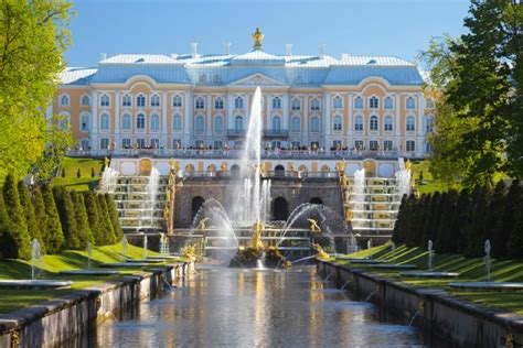 The Worlds 10 Most Beautiful Palaces Spears