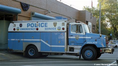 Ny Nypd Old Company Emergency Service Unit Police Truck