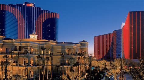 Best Budget Friendly Hotels In Las Vegas Pattymeltdesigns