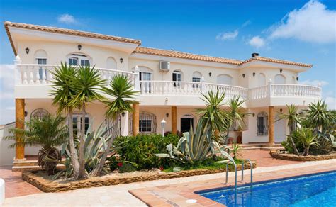 Es ist der traum vieler spanienurlauber: Immobilien kaufen in Spanien: Das sollten Sie beachten ...