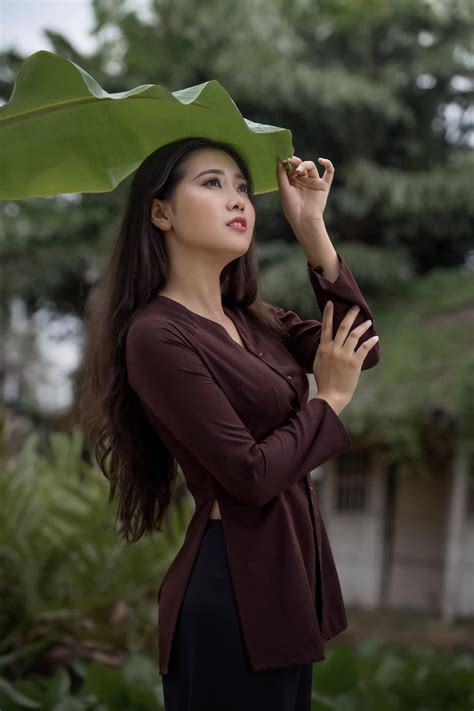Pin by Nguyen Nguyen on Ao BaBa | Gorgeous women, Hot japanese girls, Vietnam girl