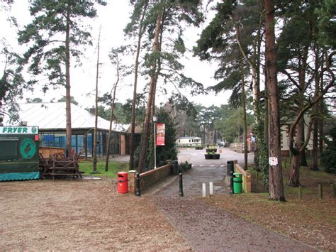 Wild Duck Haven Holiday Park © Evelyn Simak Geograph Britain And