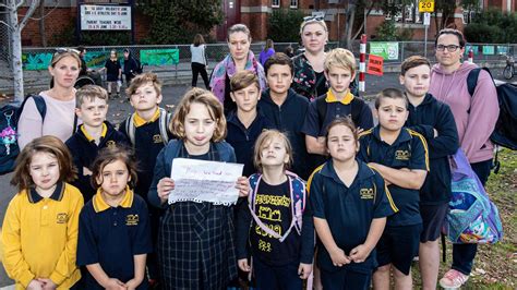 Kensington Primary School Work On Leaky Hall Begins 10 Years After It