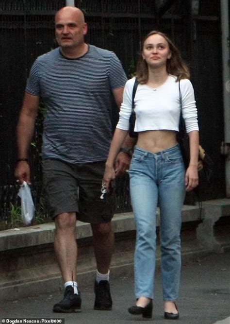 Lily Rose Depp Exhibits Her Flat Stomach In A Crop Top In Romania Lily Rose Depp Lily Rose