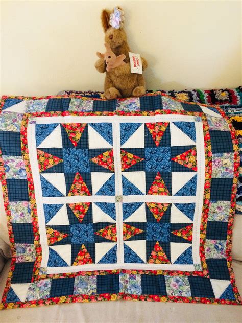 Vintage Handmade Carriage Quilt Hand Quilted Lap Quilt Etsy Lap