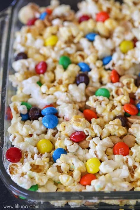 Popcorn Bars The Perfect Movie Night Snack Lil Luna