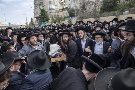 Thousands Of Ultra Orthodox Jews Ignore Covid Lockdown Rules In Israel For Rabbi Funeral Daily