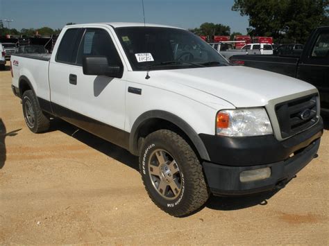 2004 Ford F150 4x4 Extended Cab Pickup
