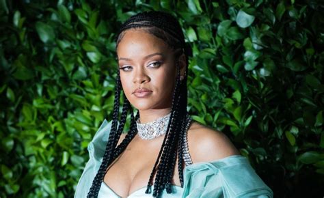 Rihanna Announces ‘fenty Mascara Coming January 16 Glitz Africa Magazine